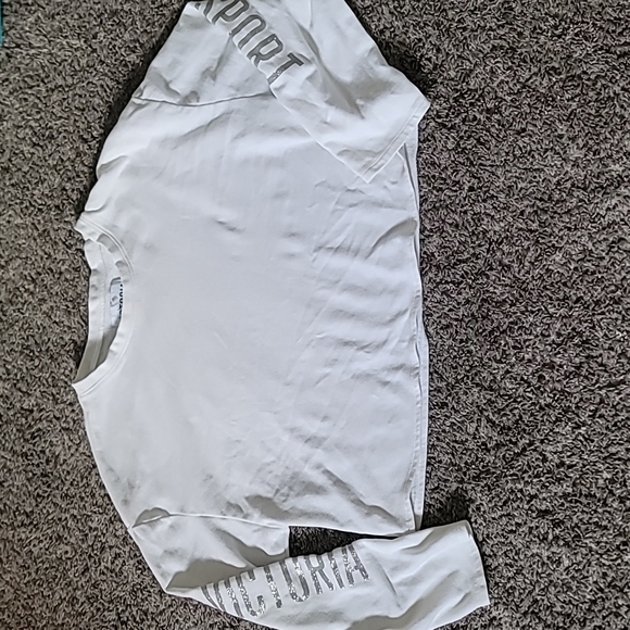 STUNNING VICTORIA SPORT WHITE/GLITTER CROP SWEATSHIRT - Picture 2 of 9